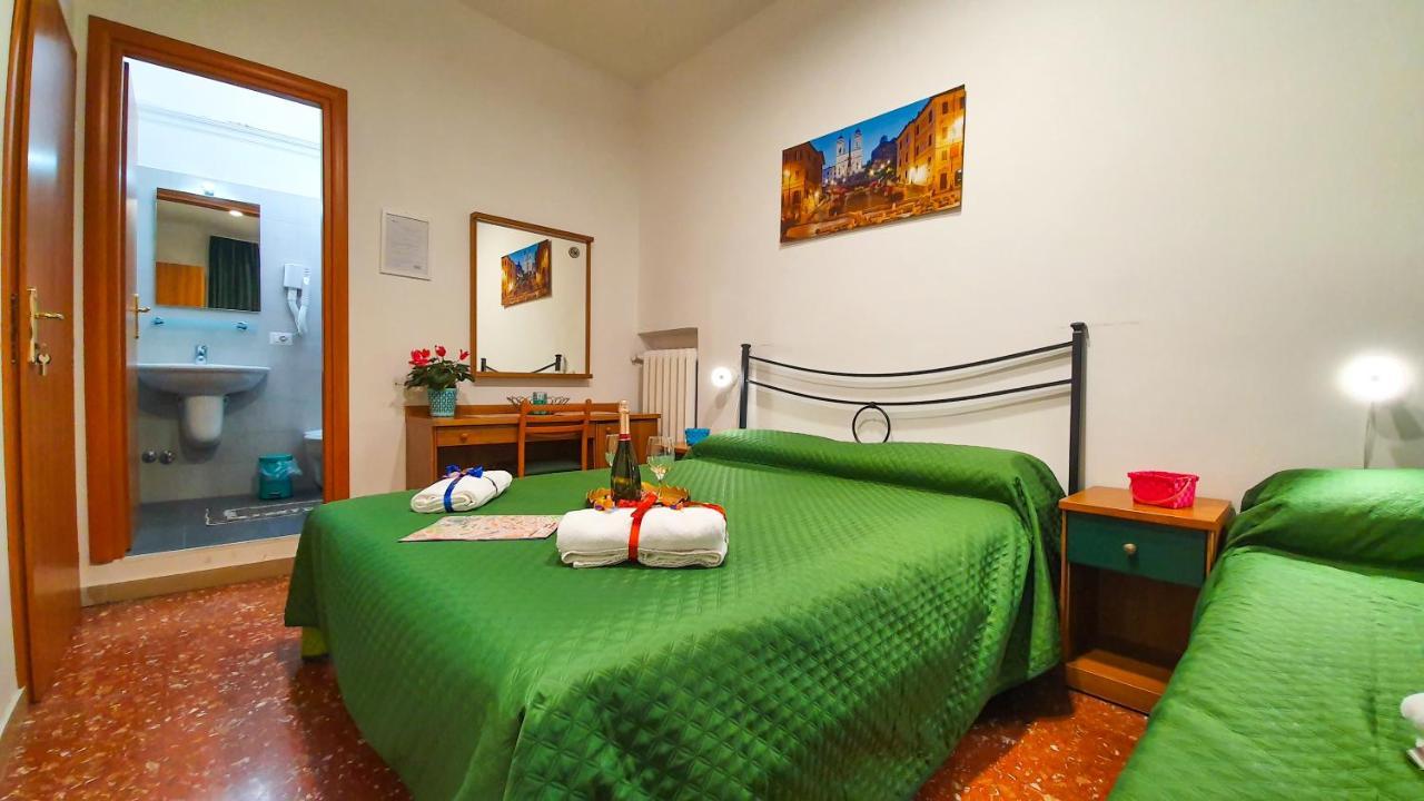 Hotel A Casa Simpatia - A Richiesta Parcheggio Gratuito ! Roma Exterior foto