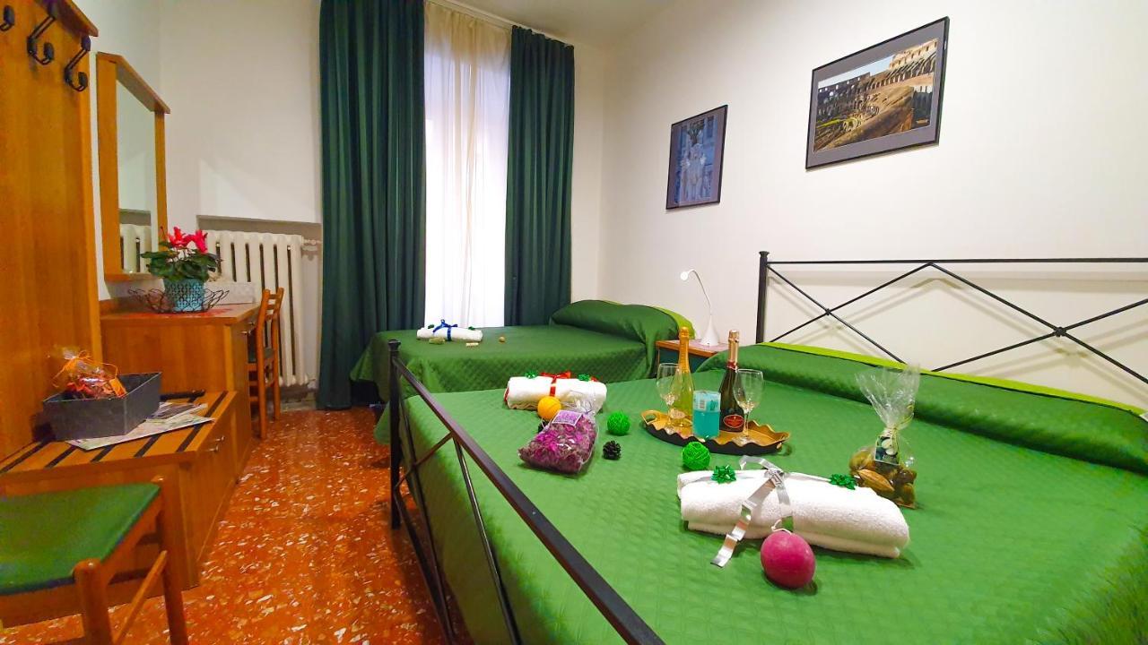 Hotel A Casa Simpatia - A Richiesta Parcheggio Gratuito ! Roma Exterior foto