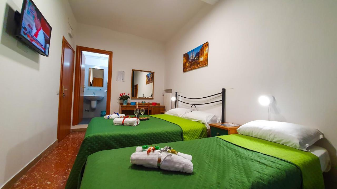 Hotel A Casa Simpatia - A Richiesta Parcheggio Gratuito ! Roma Exterior foto