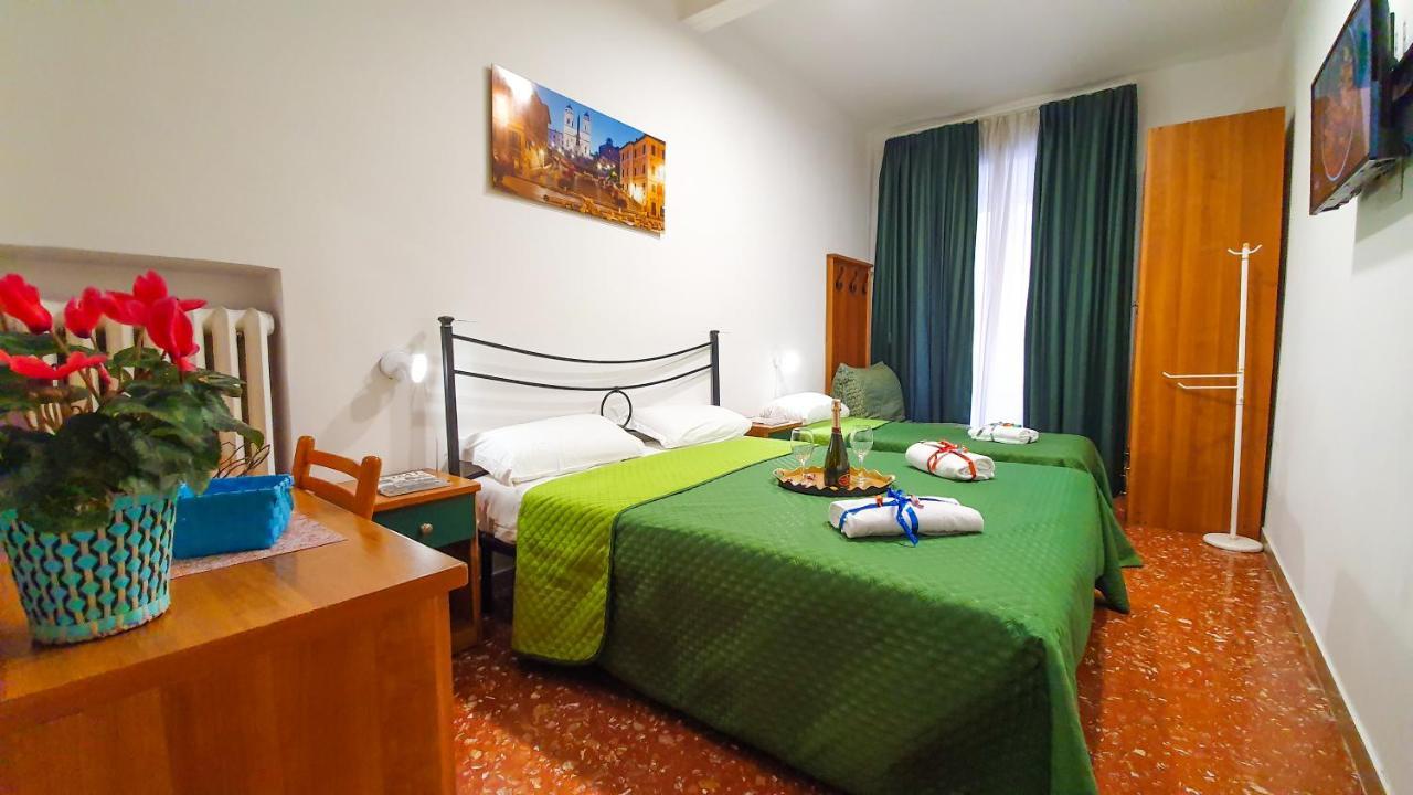Hotel A Casa Simpatia - A Richiesta Parcheggio Gratuito ! Roma Exterior foto