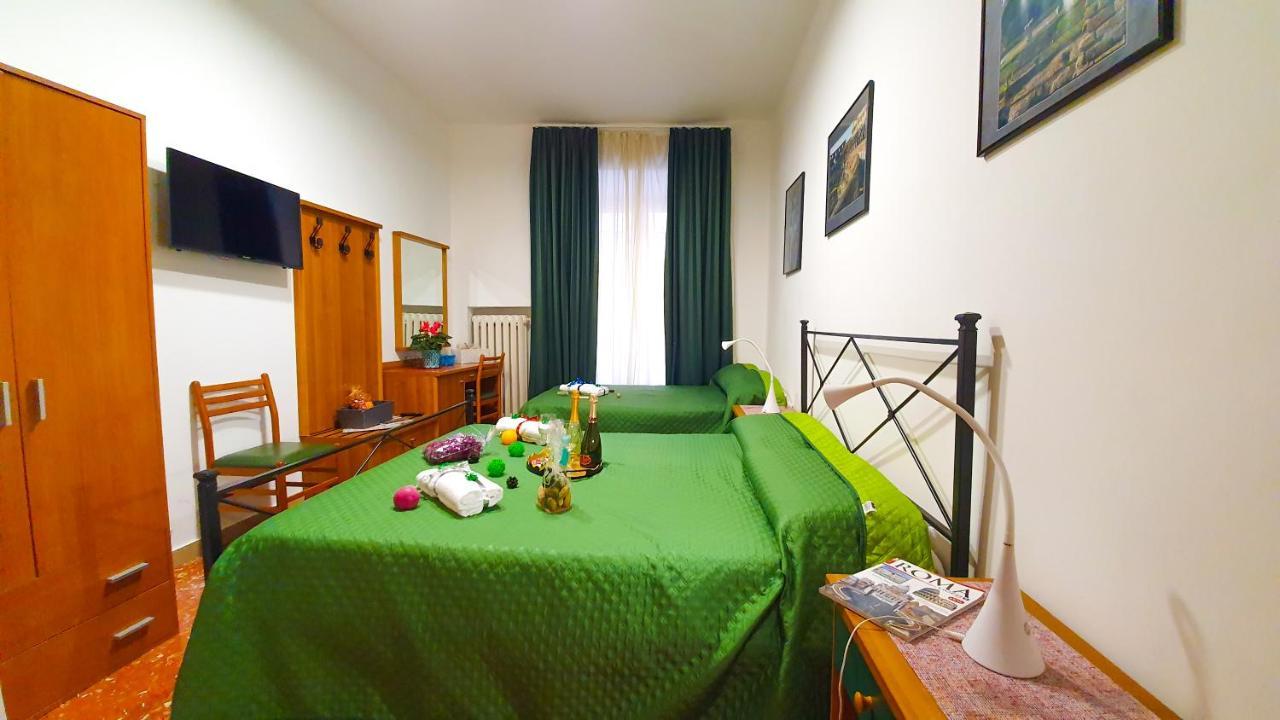 Hotel A Casa Simpatia - A Richiesta Parcheggio Gratuito ! Roma Exterior foto